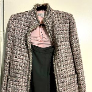 Tahari Arthur S. Levine pant suit